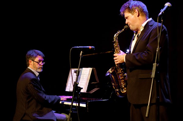 Derek Nash and Dave Newton, Studio Jazz, The Hawth Theatre, Crawley, West Sussex, 2012. Artist: Brian O'Connor