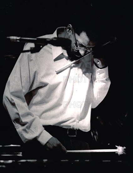 Steve Nelson, Ronnie Scott's, London, 2002. Artist: Brian O'Connor