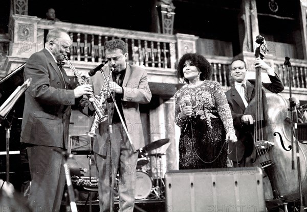 John Dankworth, Tim Garland, Cleo Laine and Alec Dankworth, The Globe, London, 2000. Artist: Brian O'Connor