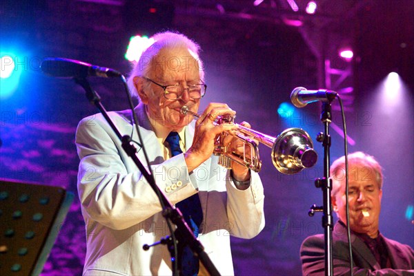 Humphrey Lyttelton, Brecon Jazz Festival, Powys, Wales, 2007. Artist: Brian O'Connor