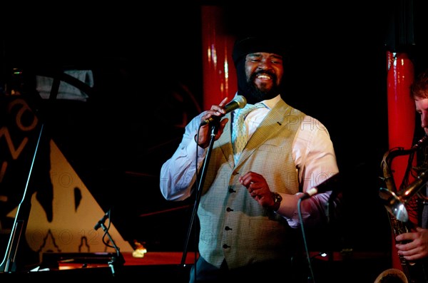 Gregory Porter, Pizza Express, Dean St, London, 2001. Artist: Brian O'Connor