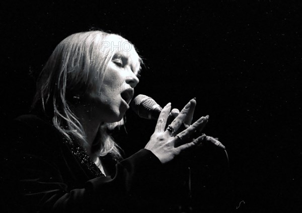 Tina May, Ronnie Scott's, London, 1992. Artist: Brian O'Connor