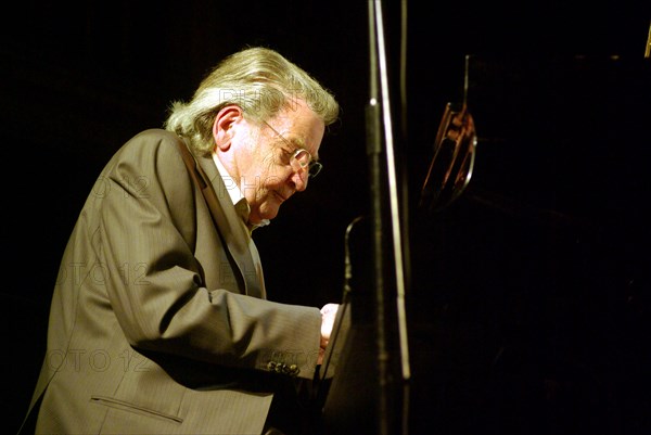 Stan Tracey, Braithwaite Hall, Croydon, London, 2008. Artist: Brian O'Connor