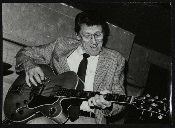 American guitarist Tal Farlow performing at the Bell Inn, Codicote, Hertfordshire, 1986. Artist: Denis Williams