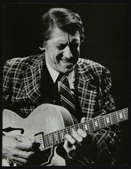 American guitarist Tal Farlow in concert, Wallingford, Oxfordshire, 1981. Artist: Denis Williams