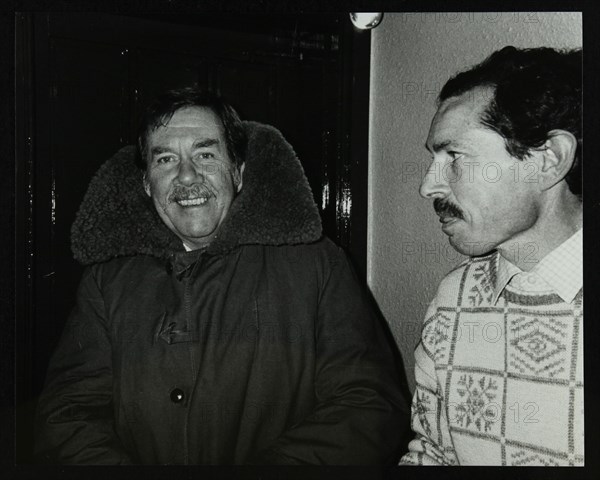 Bassist Spike Heatley (left) at The Bell, Codicote, Hertfordshire, December 1986. Artist: Denis Williams