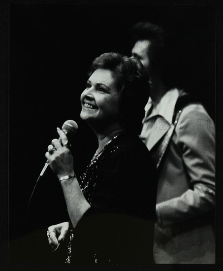 Country music singer Billie Jo Spears at the Forum Theatre, Hatfield, Hertfordshir3, late 1970s. Artist: Denis Williams