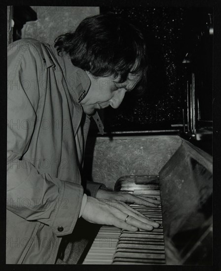 Stan Tracey playing the piano at The Bell, Codicote, Hertfordshire, 2 February 1986. Artist: Denis Williams