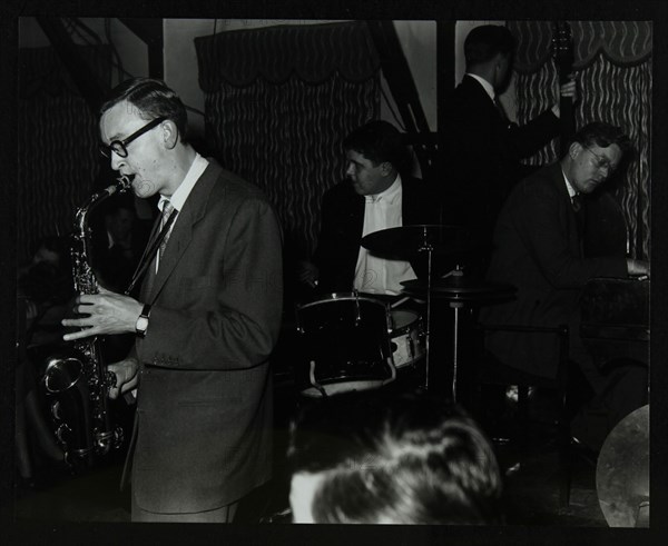 The John Cox Trio and Derek Humble playing at the Civic Restaurant, Bristol, 1955.  Artist: Denis Williams