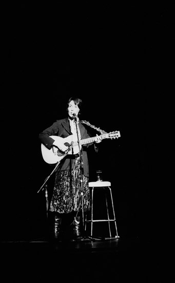 Joan Baez, Odeon Hammersmith, 1977.    Artist: Brian O'Connor.