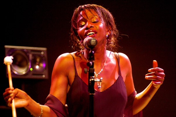 Lynieve Austin, The Warehouse, Croydon, 2007. Artist: Brian O'Connor.