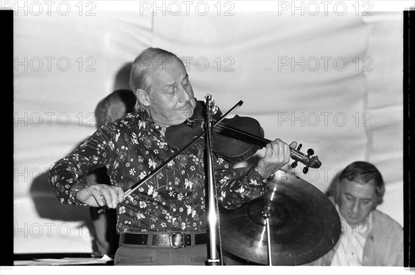 Stephane Grappelli, Ronnie Scott's, Soho, London, 1973.   Artist: Brian O'Connor.