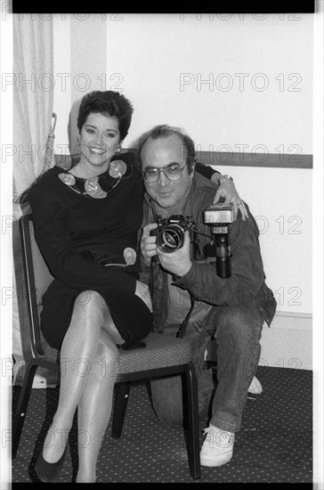 Gemma Craven and Bob Hoskins, BAFTA, Picadilly, London, 1990.  Artist: Brian O'Connor.