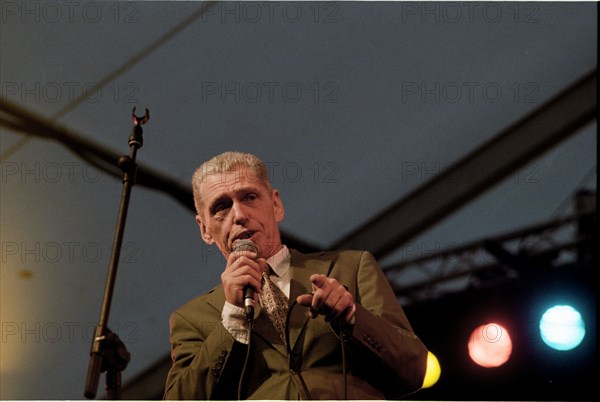 Georgie Fame, Brecon, 2005.   Artist: Brian O'Connor.