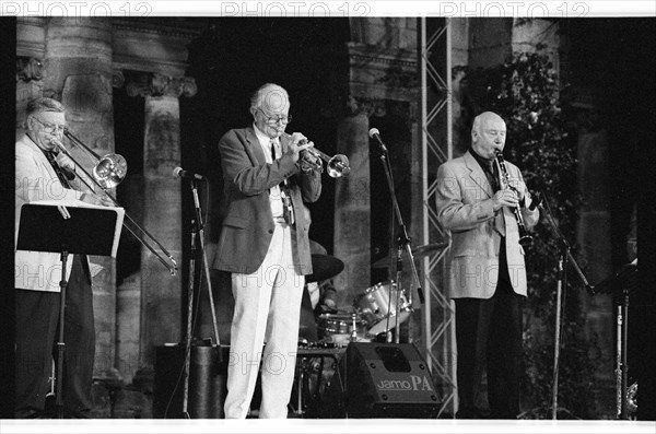 Humphrey Lyttelton, (Jimmy Hastings sax), Hever Castle, Kent, 1999. Artist: Brian O'Connor.
