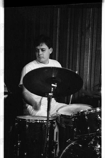 Clark Tracey, Bass Clef, Hoxton, London, 1989. Artist: Brian O'Connor.