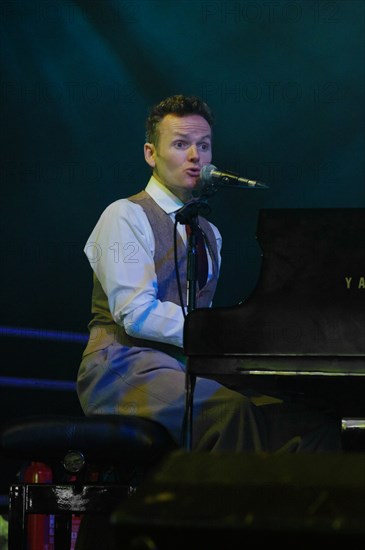 Joe Stilgoe, Love Supreme Jazz Festival, Glynde Place, East Sussex, 2015. Artist: Brian O'Connor.