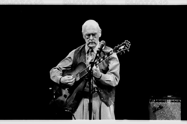 Jim Hall, Brecon Jazz Festival, Powys, Wales, August 2000. Artist: Brian O'Connor.