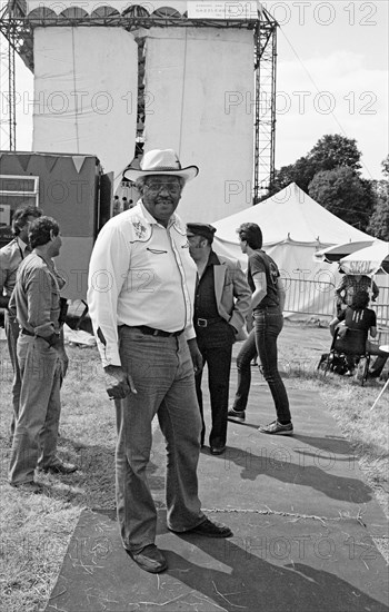 Leroy Vinnegar, Capital Jazz Festival, Knebworth, July 1982. Artist: Brian O'Connor.