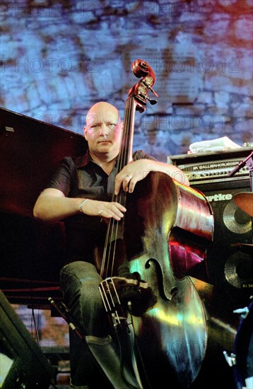Dan Berglund, Brecon Jazz Festival, Powys, Wales, August 2005. Artist: Brian O'Connor.