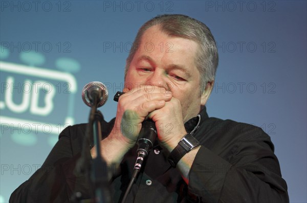 Alan Glen, Crawley Blues Festival, Hawth, Crawley, Oct 2015. Artist: Brian O'Connor.