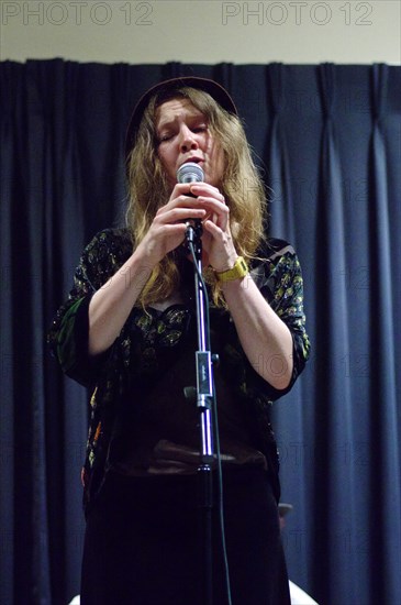 Louisa Jones, Watermill Jazz Club, Dorking, Surrey, Aug 2015. Artist: Brian O'Connor.