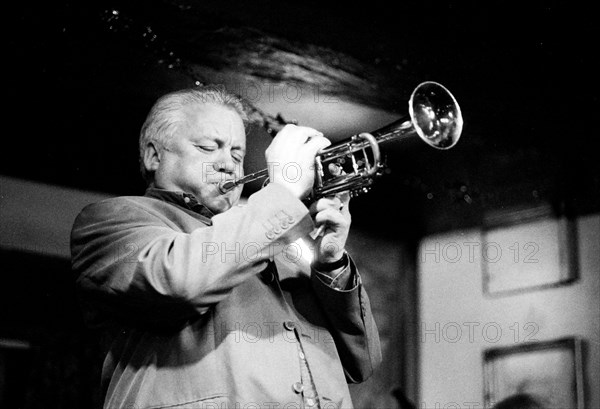 Bruce Adams, Watermill Jazz Club, Dorking, Surrey, January 2001. Artist: Brian O'Connor.