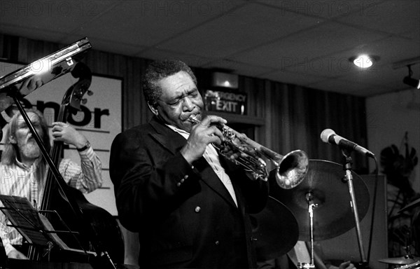 Benny Bailey and Peter Ind, Tenor Clef, Hoxton Square, London, November 1991.   Artist: Brian O'Connor.