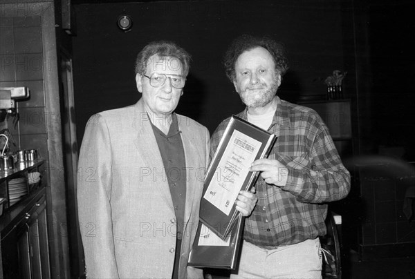 Stan Britt and Stan Tracey, BT British Jazz Awards, Pizza On The Park, London, 25 April, 1995.  Artist: Brian O'Connor.