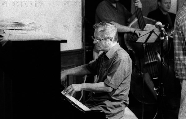 Michael Garrick, Watermill Jazz Club, Dorking, Surrey, May, 2001. Artist: Brian O'Connor.