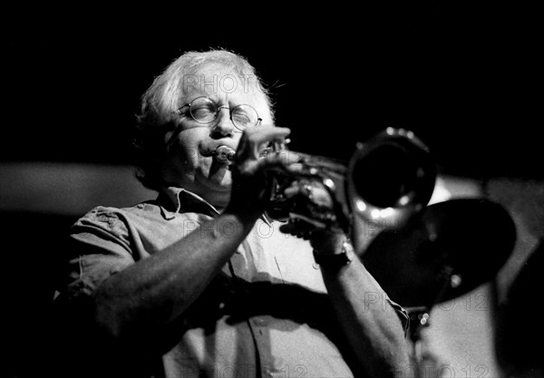 Henry Lowther, Watermill Jazz Club, Dorking, Surrey, September, 2000.  Artist: Brian O'Connor.