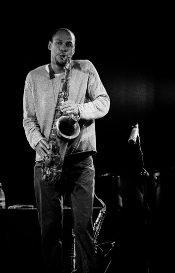 Joshua Redman, Brecon Jazz Festival, Brecon, Wales, August, 2001. Artist: Brian O'Connor.