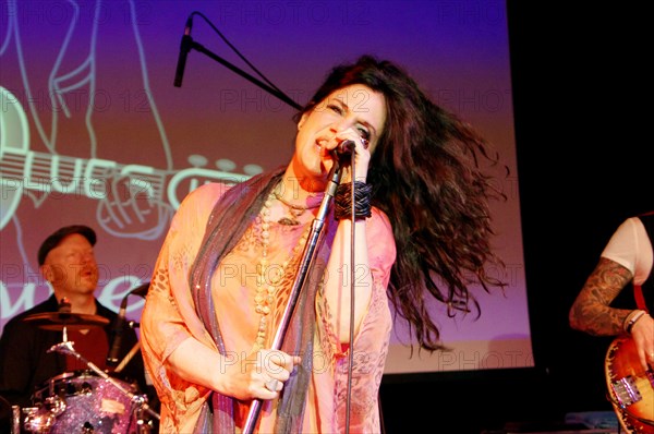 Sari Schorr, Hawth, Crawley, West Sussex, April 16, 2017. Artist: Brian O'Connor.