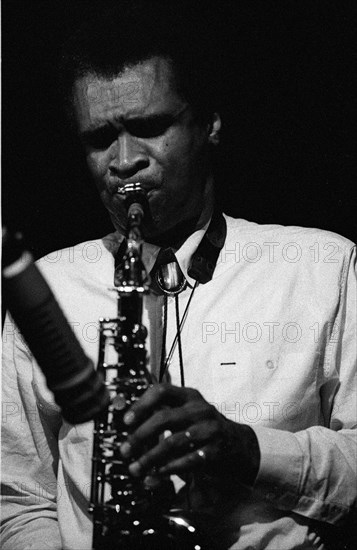 Bobby Watson, Ronnie Scott's, Soho, London, November, 1989.   Artist: Brian O'Connor.