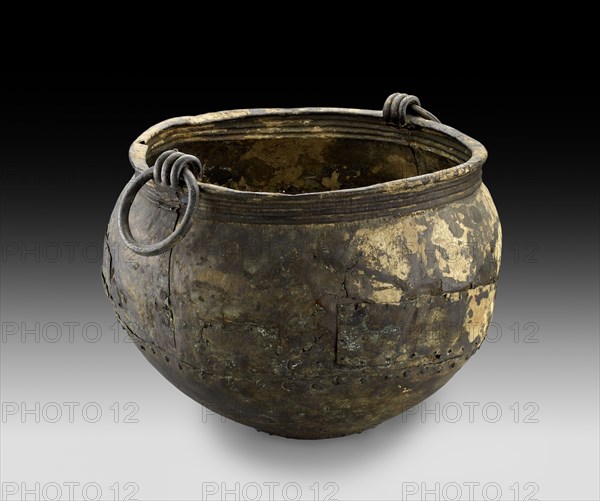 Bronze cauldron, Late Bronze Age (Britain), (c1100 BC-1000 BC). Artist: Unknown.