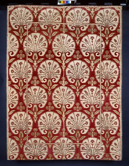 Ottoman velvet with carnations, c1600. Artist: Unknown.