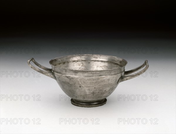 Silver cup, 5th century BC. Artist: Unknown.