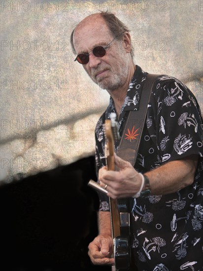 Paul Barrere, Little Feat, 2010. Artist: Alan John Ainsworth.