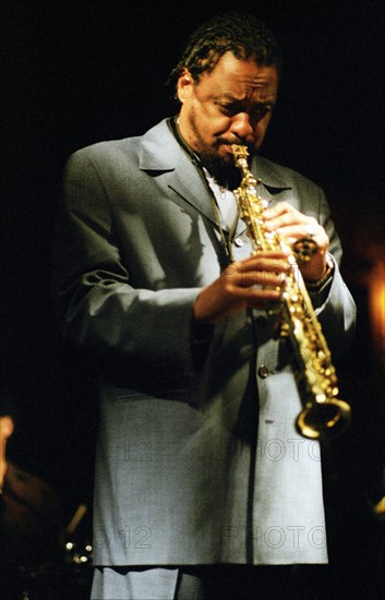 Chico Freeman, Ronnie Scott's, September 2004.   Artist: Brian O'Connor.