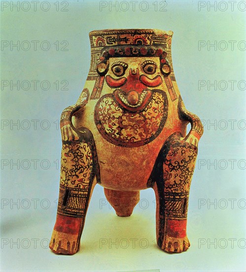 Jaguar shaped wooden kero, part of the Incan culture.