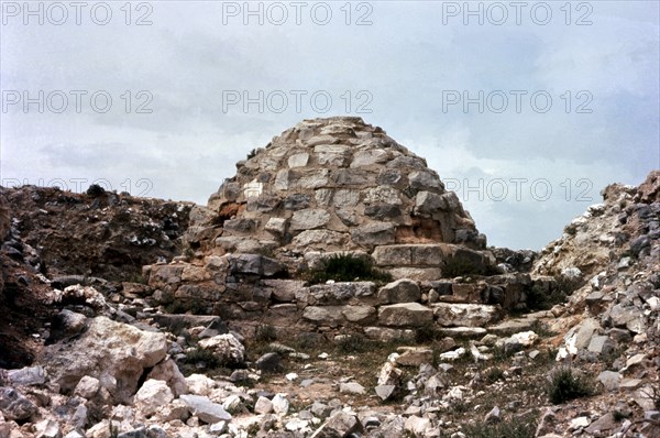 Funerary monument of the first Celtic settlement located in the Cabezo de Alcalá.