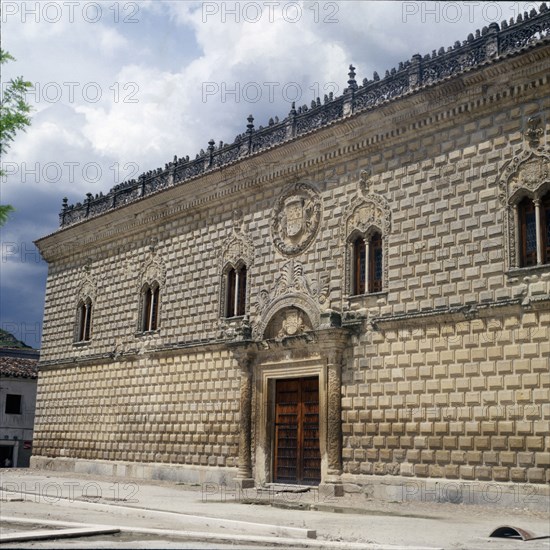 Exterior view of the Ducal Palace, built between 1492 and 1495 for the Dukes of Medinacelli. It s?