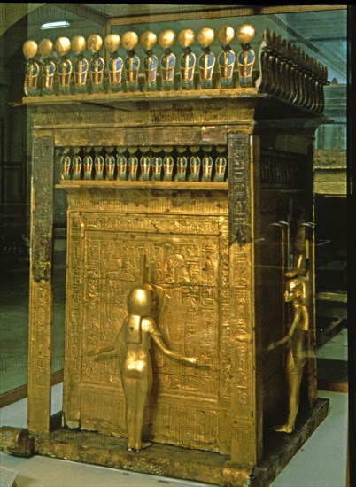 Treasure of Tutankhamun, canopic reliquary with four goddesses protecting the content.