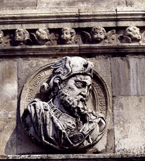 Medallion of the façade of the Convent of San Marcos de León Beltran de la Cueva (1440-1492), And?