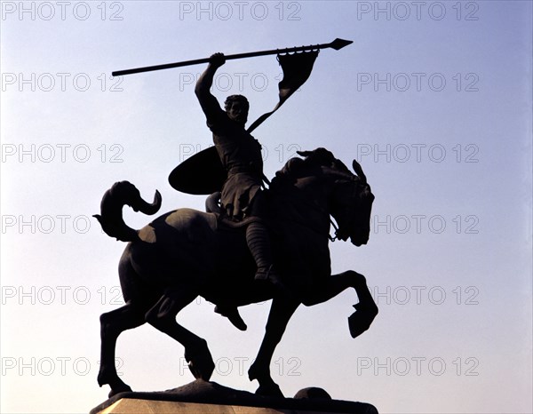 Monument devoted to Rodrigo Diaz de Vivar, El Cid Campeador (1043? -1099), Castilian knight. It's?