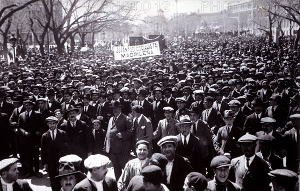 Socialist demonstration in Madrid during the labor party in the May 1, 1931.