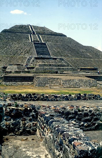 Teotihuacan, 'Pyramid of the Sun', temple located to one side of the central square of the ancien?