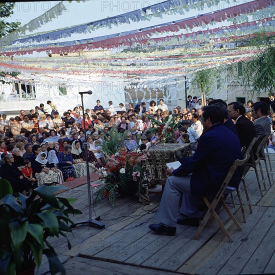 Homage to the Old Age', popular festivals organized by public bodies in the town of Manacor in Ma?