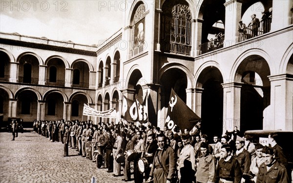 Spanish Civil War (1936 - 1939), the POUM militia training in the courtyard of the Lenin Barracks?