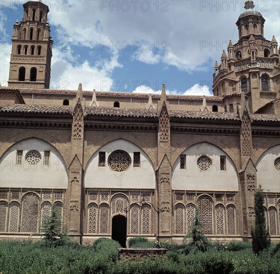 Tarazona Cathedral, detail of the cloister.